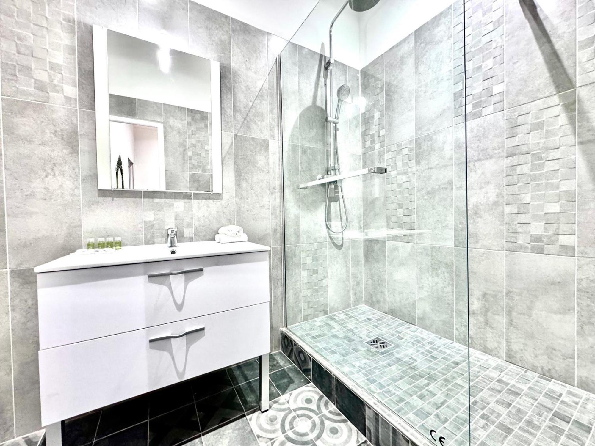 Aparthotel Riviera - Pont Vieux 2 - Old Town - Charm 2 Bedrooms Apartement Ac - 5Mn Beach Ніцца Екстер'єр фото